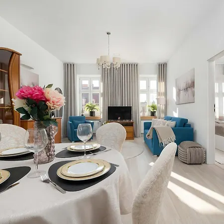 Stylish Located In The Old Town Close To Attractions By Renters شقة فروتسواف