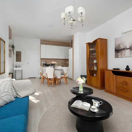 شقة Stylish Located In The Old Town Close To Attractions By Renters فروتسواف