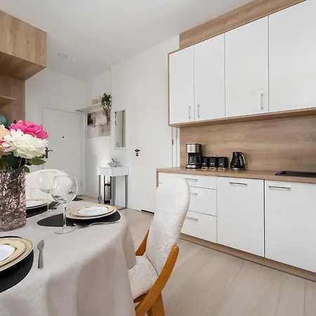 شقة Stylish Located In The Old Town Close To Attractions By Renters
