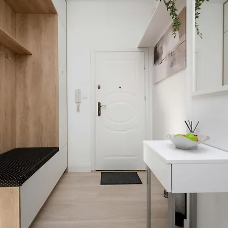 Stylish Located In The Old Town Close To Attractions By Renters Διαμέρισμα Βρότσλαβ