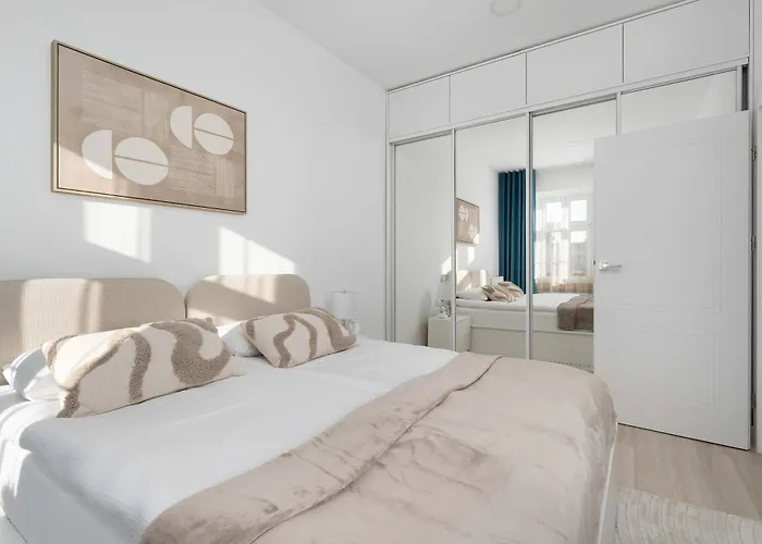 Stylish Located In The Old Town Close To Attractions By Renters Βρότσλαβ